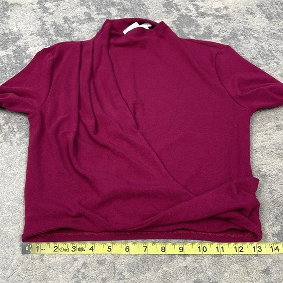 ASTR Asymmetrical Pleated Cutout Mock Neck Top Crop Berry Cabernet Sz M - Picture 10 of 11